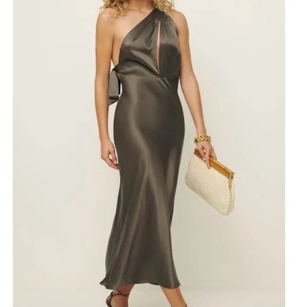 NWT Reformation Dasha 100% silk dress size 8 in Grey Morel SOLD OUT ONLINE
